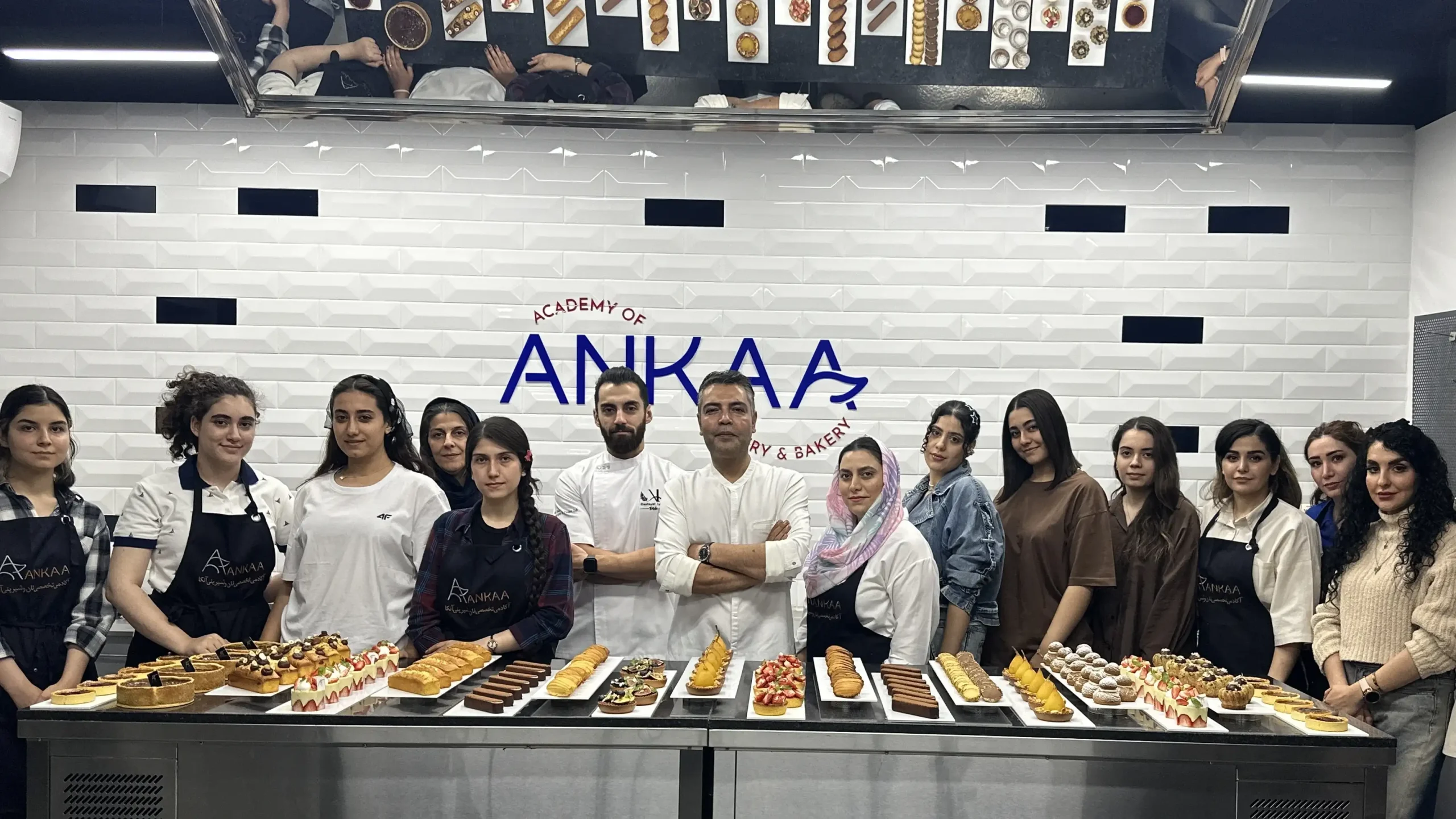 شیرینی پزی و قنادی مدرن در آنکا